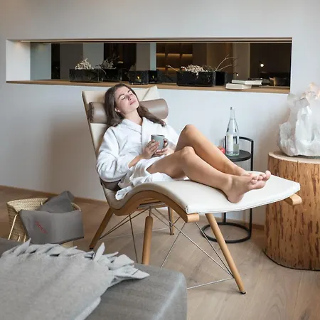 Bio Thermalhotel Falkenhof 4*